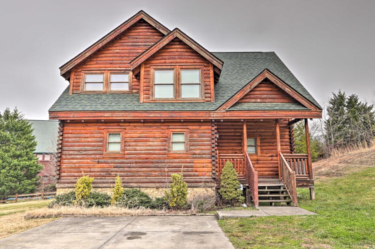 Pigeon Forge Cabin With Games, 1 Mi To Parkway! Exterior photo